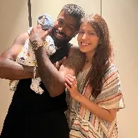 Hardik Pandya meets for the first time his wifes family on monday