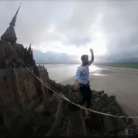 France daredevil walks over on highline world record