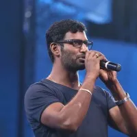 Attack on Hero Vishal house in Chennai