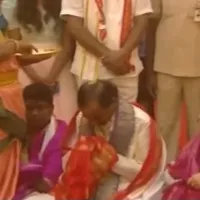 KCT donates gold to Yadadri