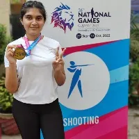 telangana shooter esha singh wins gold medal in national games