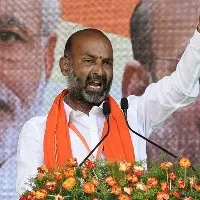 Bandi Sanjay pada yatra postponed due to Munugode by poll