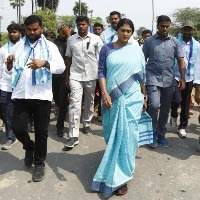 Case booked against YS Sharmila under SC/ST Act