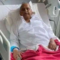 Mulayam Singh Yadav in critical care unit in Medanta Hospital SP Says Dont Visit Hospital