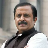 Madhu Yaskhi fires on KCR
