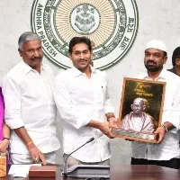 ap cm ys jagan hails municipalities who gain swach sarvekshan awards