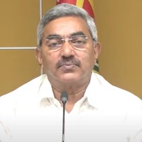 Jagan is confined to holding reviews, issuing statements, says Alapati