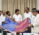 sircilla handloom worker makes a silk saree with 27 scents