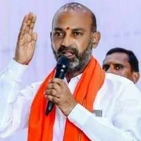 bandi sanjay harsh reply to ktr tweet