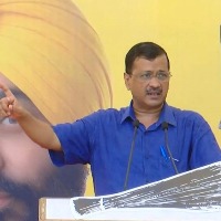 Kejriwal calls political opponents 'progeny of Kans'