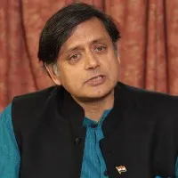 Shashi Tharoor says he and Kharge have Gandhi family blessings