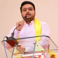 tdp leader vijay files a petition in ap highg court on ap cid case