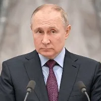 russian president putin comments on fresh attacks on ukraine