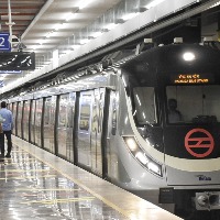 Gang of women targeting female commuters on Delhi Metro busted