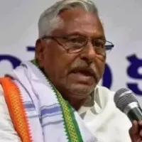 TRS and BJP are ready to offer Rs 10k per vote says Jeevan Reddy