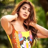 Pooja Hegde has a working birthday