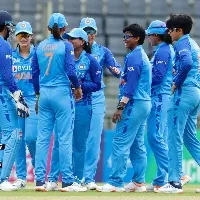 India storm into seventh Asia Cup final