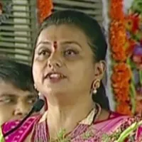 Pawan Kalyan supporting paid artists says Roja