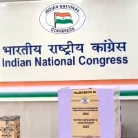 Congress prez poll: Voting underway in Telugu states