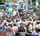 YSRCP followers attacked Amaravati farmers in Rajahmundry