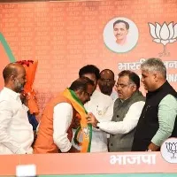 Bhongir ex mp boora narsaiah goud joind in to bjp