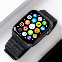 Apple Watch helps detect rare cancer in 12-yr-old girl