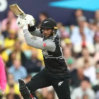 New Zealand end their innings at 200 in Sydney