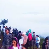 tourists rush to lambasingi chintapalli during holidays