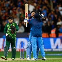 Pakistan former cricketers reactions after lost to Team India