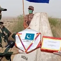 India and Pakistan soldiers exchange sweets on Diwali along international border
