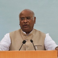 Kharge sets up 47-member Steering Committee in place of CWC