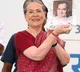 Kharge presented rajiv gandhi photo to sonia gandhi