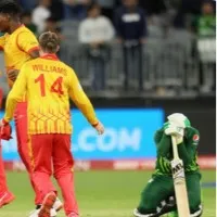 Zimbabwe President and Pakistan Prime Minister engaged in Twitter banter