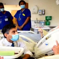 Hospital patient challenges Rishi Sunak over nurses Salaries