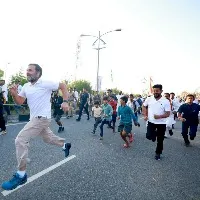 Rahul Gandhi Sprints Others Follow
