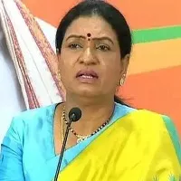 Dk Aruna responce on telangana govt go no 51