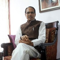 Madhya Pradesh CM visits Heartfulness headquarters in Hyderabad