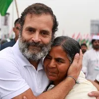 Rohit Vemula mother meets Rahul Gandhi