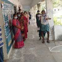 Munugode bypoll: Over 25% voting in four hours