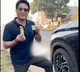 Sachin stops vehicle for roadside tea