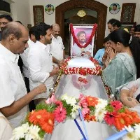 ap cm ys jagan paid tributes to challa bhageeratha reddy