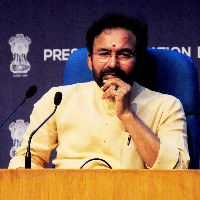 'Won't even accept KCR's son', says Kishan Reddy on TRS MLAs poaching allegation