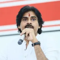 Pawan Kalyan warning to YSRCP in Ippatam