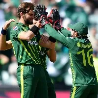 Pakaisthan reaches t20 world cup semis