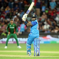 Suryakumar has the access shots and innovations needed in T20 cricket: Pakistan coach Hayden