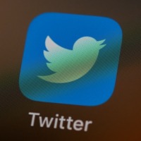 Twitter will roll out gray 'Official' badge for prominent accounts, public figures