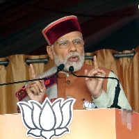 PM halts cavalcade to give way to ambulance