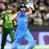 Virat Kohli hit by ball in nets ahead of T20 World Cup semi final