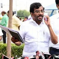 Somireddy slams AP ministers over aqua farmers issues