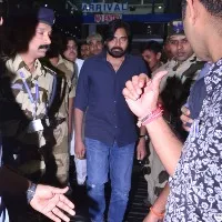 Pawan Kalyan arrives Vizag